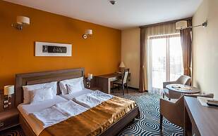 Sándor Hotel