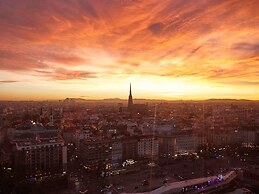 SO/ Vienna