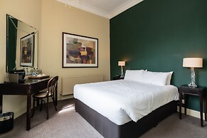 Kew Gardens Hotel