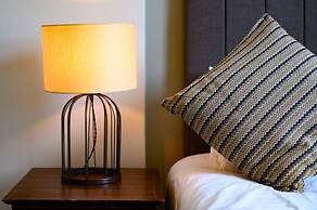 Kew Gardens Hotel