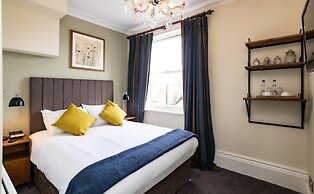 Kew Gardens Hotel