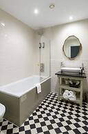 Kew Gardens Hotel