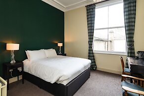 Kew Gardens Hotel