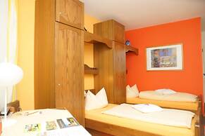 Haus Am Kurpark Hotel Garni