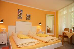 Haus Am Kurpark Hotel Garni