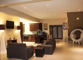 Balmoral Lodge