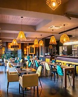 Safari Hotel