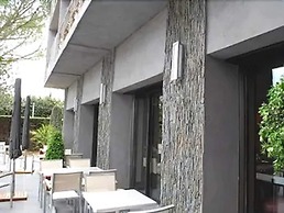 Safari Hotel
