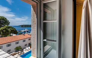 Hotel Martinis Marchi