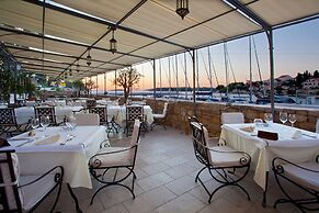 Hotel Martinis Marchi