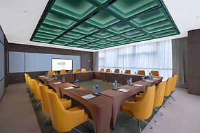Holiday Inn Beijing Focus Square by IHG