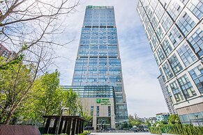 Holiday Inn Beijing Focus Square by IHG