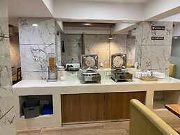 Hotel Golden Plaza