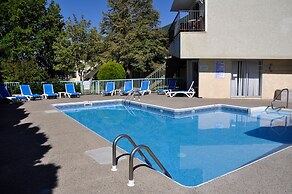 Summerland Motel