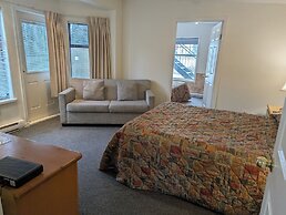 Summerland Motel