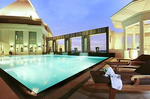 Cape Racha Hotel