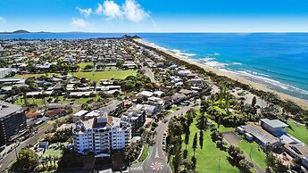 Beachside Resort - Kawana Waters