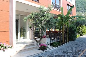 Sun Village Apartments