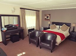 Thatchings Guest House