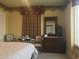 The Maple Inn B&B