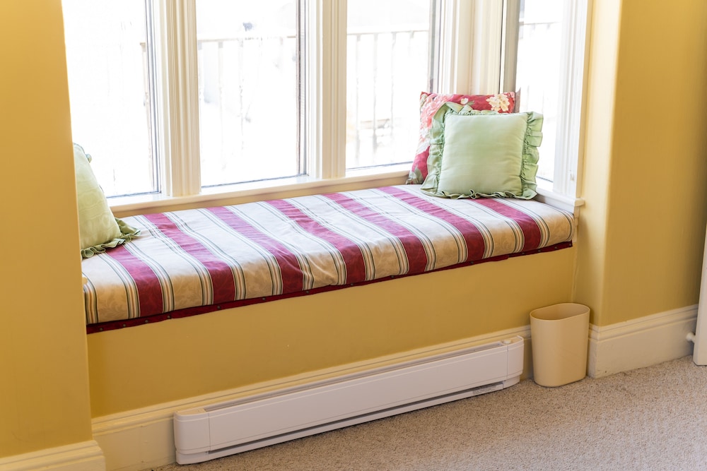 The Maple Inn B&B