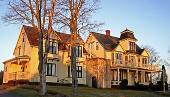 The Maple Inn B&B