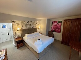 The Old Bell Inn