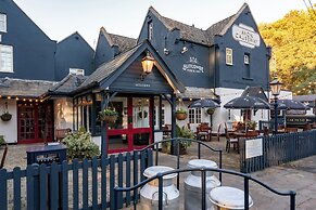 The Avon Causeway Hotel