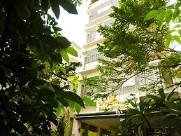 Baan Silom Soi 3