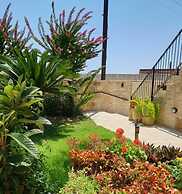 Nikis House