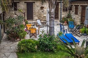 Nikis House