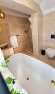Batavia Boutique Hotel