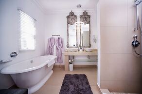 Batavia Boutique Hotel
