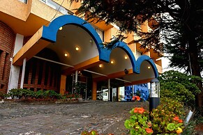 Savoy Inn