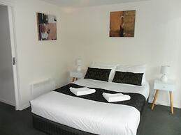 AKOM AT Docklands