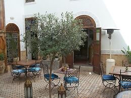 Riad Attarine