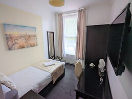 Cecil Court Hotel