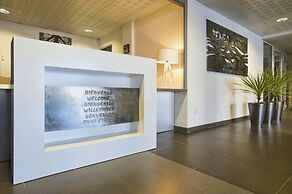 Ténéo Apparthotel Bordeaux Merignac - Aeroport