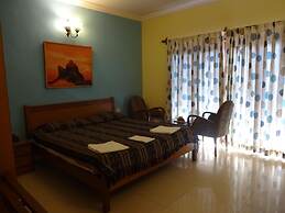 Renzo's Inn