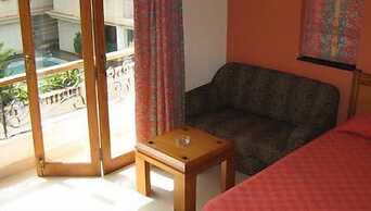 Renzo's Inn