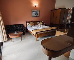 Renzo's Inn