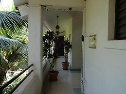 Renzo's Inn