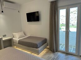 Aphrodite Hotel & Apartments