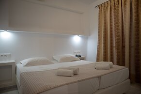 Aphrodite Hotel & Apartments