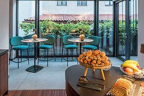 Hotel Mrak 4*