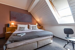 Hotel Mrak 4*