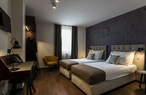 Hotel Mrak 4*