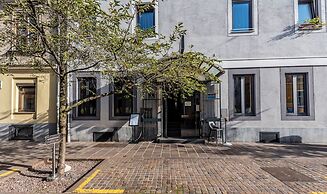 Hotel Mrak 4*