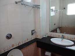 Lotus Bay View Hotel