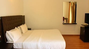 SinQ Beach Resort